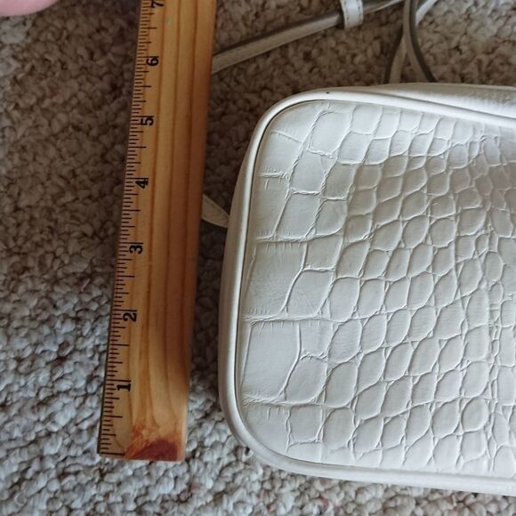 Marc by Marc Jacobs Sally Croc Crossbody bag - Picture 10 of 13